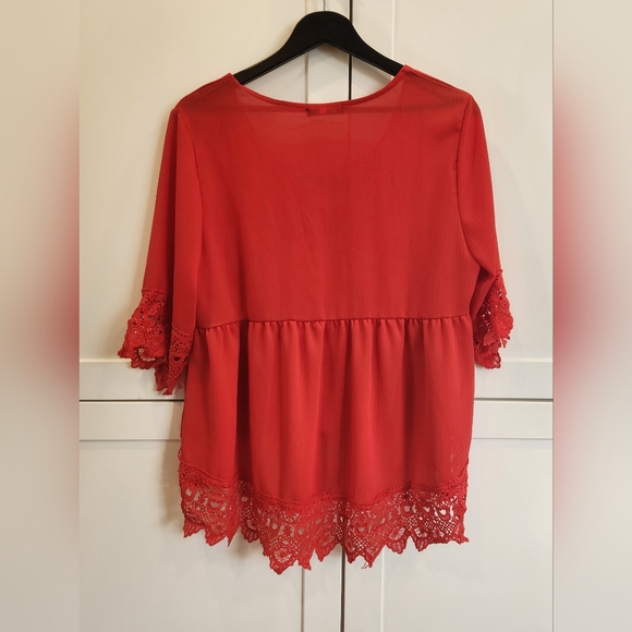 Red high low top - Picture 2 of 3